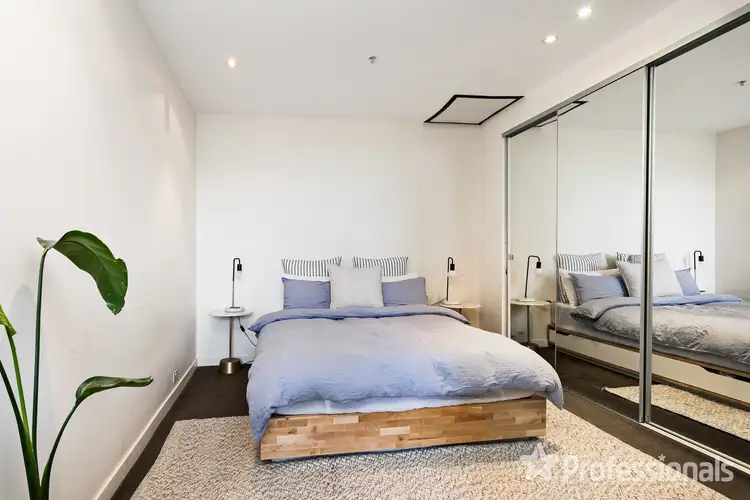 Sixth view of Homely apartment listing, 915/55 Queens Road, Melbourne VIC 3004