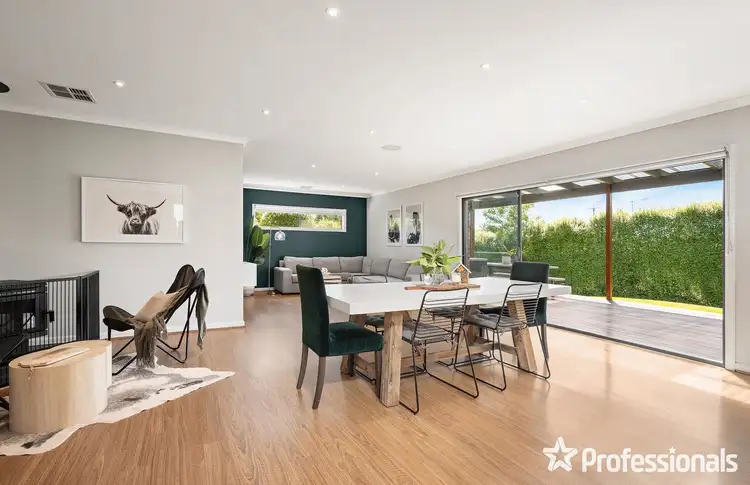 Fifth view of Homely house listing, 4 Antonio Close, Mount Evelyn VIC 3796