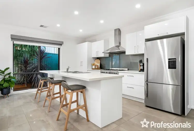 Third view of Homely unit listing, 10a Geoffrey Drive, Kilsyth VIC 3137
