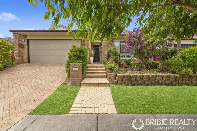 38 Corrimal Place, Sandstone Point QLD 4511