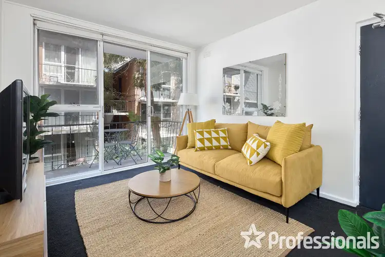Fourth view of Homely apartment listing, 28/25 Robe Street, St Kilda VIC 3182
