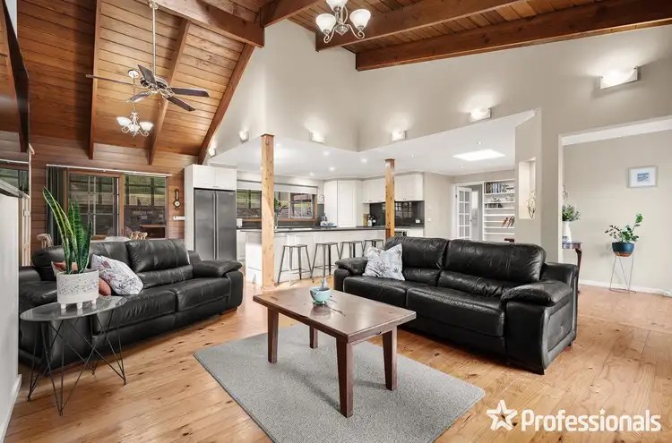 Fifth view of Homely house listing, 8 Adams Place, Mount Evelyn VIC 3796