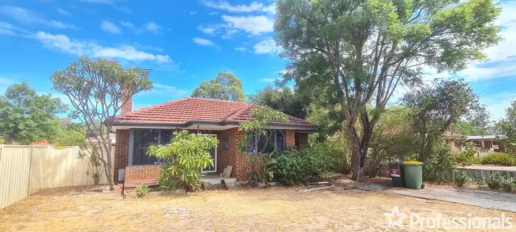 3 Sussex Road, Forrestfield WA 6058