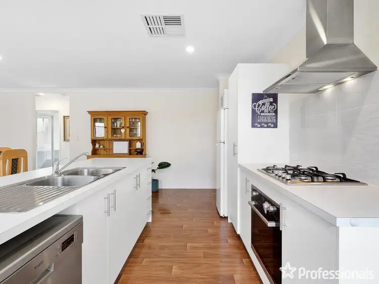 Sixth view of Homely house listing, 44 Canopy Circuit, Forrestfield WA 6058