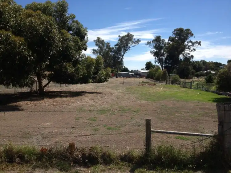 70 Maxfield Street, Longwood VIC 3665