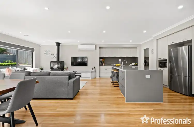 Sixth view of Homely house listing, 13 Huntly Avenue, Mooroolbark VIC 3138