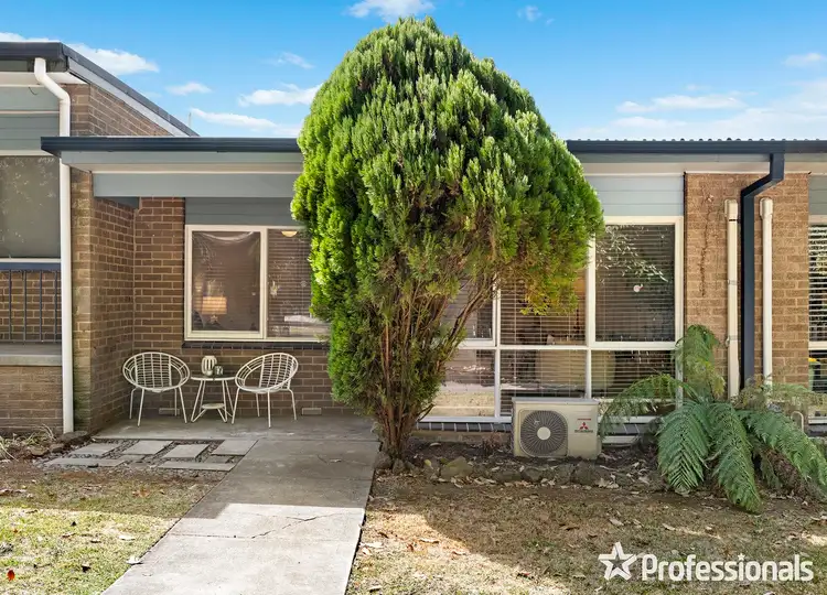 2/5 Cave Hill Road, Lilydale VIC 3140
