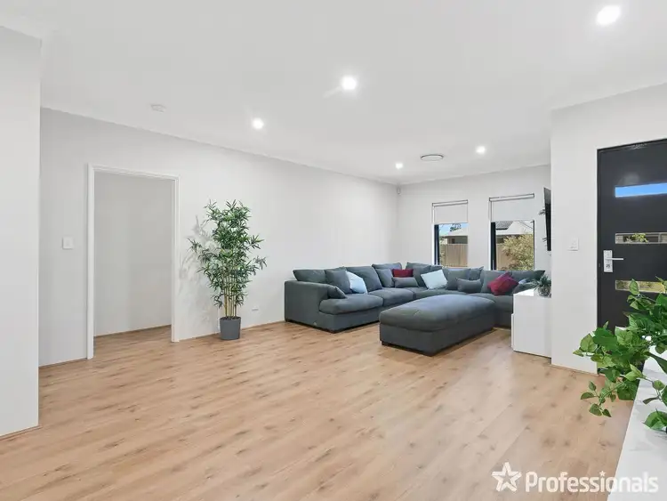 Sixth view of Homely house listing, 17 Anther Approach, Forrestfield WA 6058