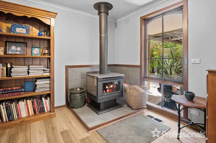 Fifth view of Homely house listing, 9 Batterbee Drive, Mooroolbark VIC 3138