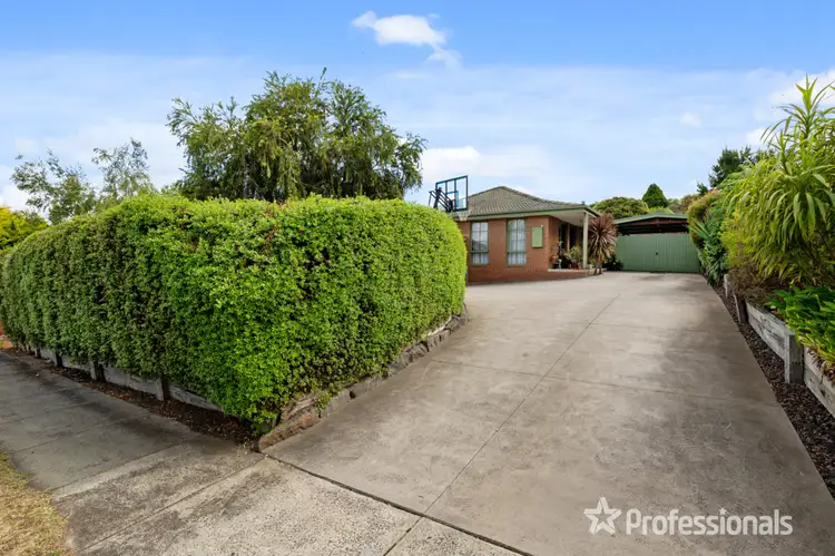 Sixth view of Homely house listing, 9 Batterbee Drive, Mooroolbark VIC 3138