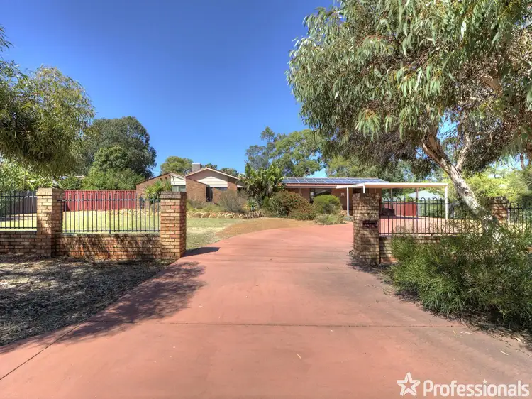 52 Kathleen Road, Lesmurdie WA 6076
