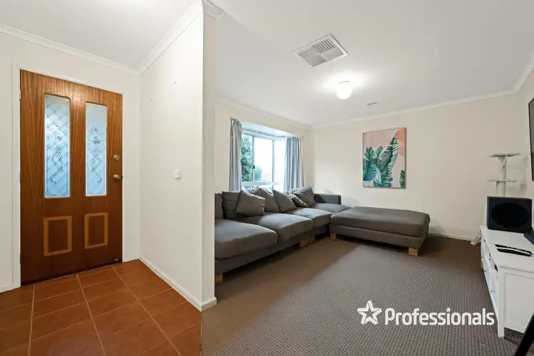 Third view of Homely house listing, 6 Hamilton Place, Wodonga VIC 3690