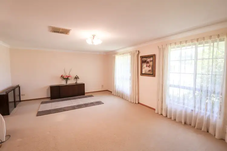 Fourth view of Homely house listing, 2 Lena Close, Swan Hill VIC 3585