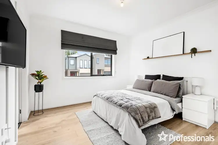 Sixth view of Homely townhouse listing, 5 Toby Place, Mooroolbark VIC 3138