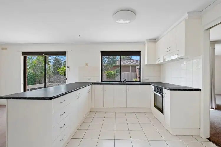 Fifth view of Homely house listing, 21 Cheriton Drive, Strathdale VIC 3550