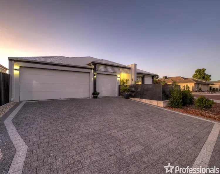 Sixth view of Homely house listing, 8 Kalari Drive, Wattle Grove WA 6107
