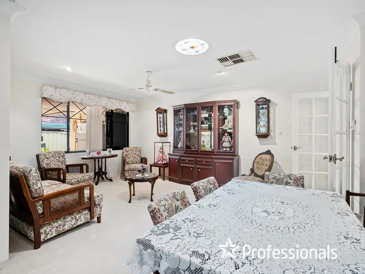 Sixth view of Homely house listing, 18 Pyrite Court, Forrestfield WA 6058