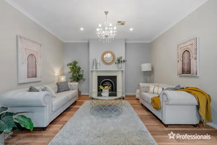 Fourth view of Homely house listing, 2 Nevis Place, Taylors Hill VIC 3037