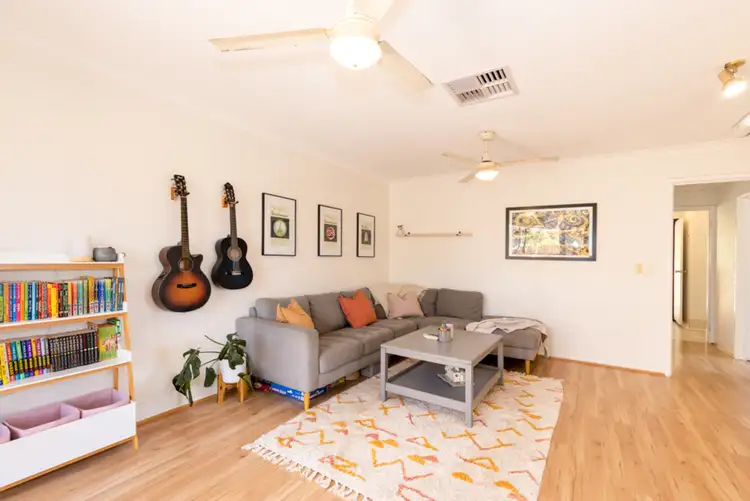 Fifth view of Homely semi-detached listing, 3B Corsair Court, Heathridge WA 6027