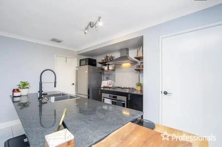 Fifth view of Homely house listing, 39 Dunmore Crescent, Harrisdale WA 6112
