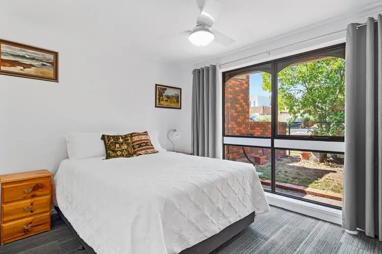 Fifth view of Homely unit listing, 1/1 Nandina Court, Strathdale VIC 3550