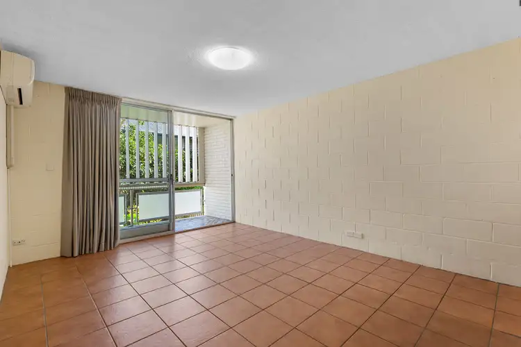 Fourth view of Homely unit listing, 2/9 Saint Catherines Terrace, Wynnum QLD 4178