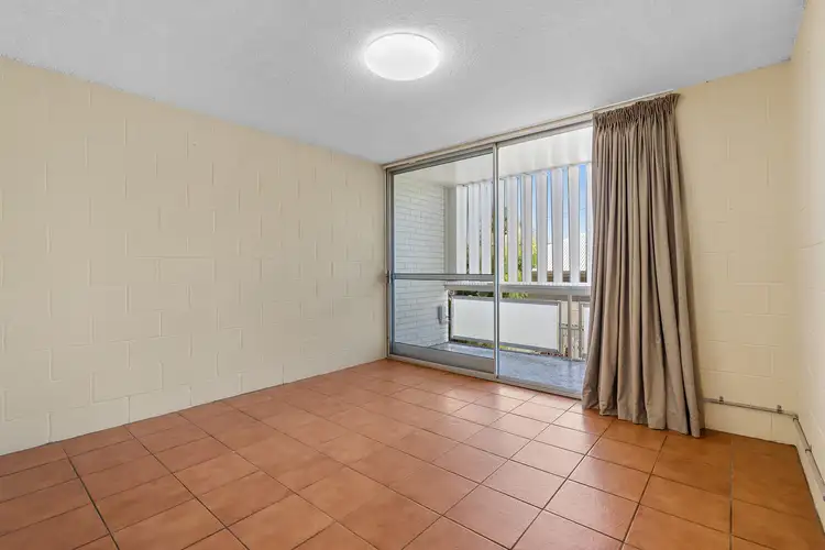 Sixth view of Homely unit listing, 2/9 Saint Catherines Terrace, Wynnum QLD 4178