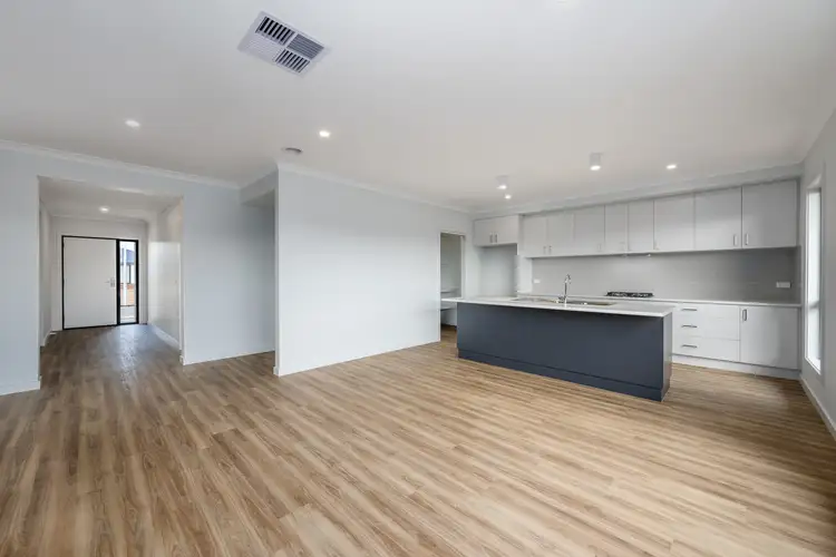 Third view of Homely house listing, 5 Caspian Street, Kialla VIC 3631