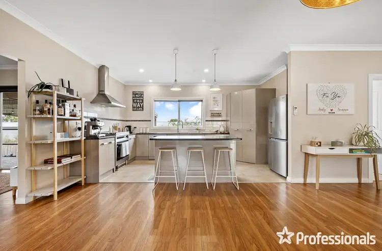 Fifth view of Homely house listing, 3 Wedgewood Court, Yarra Glen VIC 3775