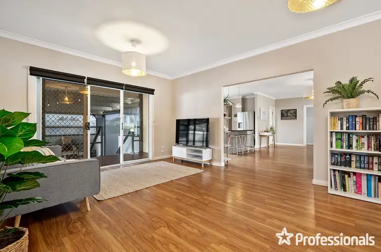Sixth view of Homely house listing, 3 Wedgewood Court, Yarra Glen VIC 3775