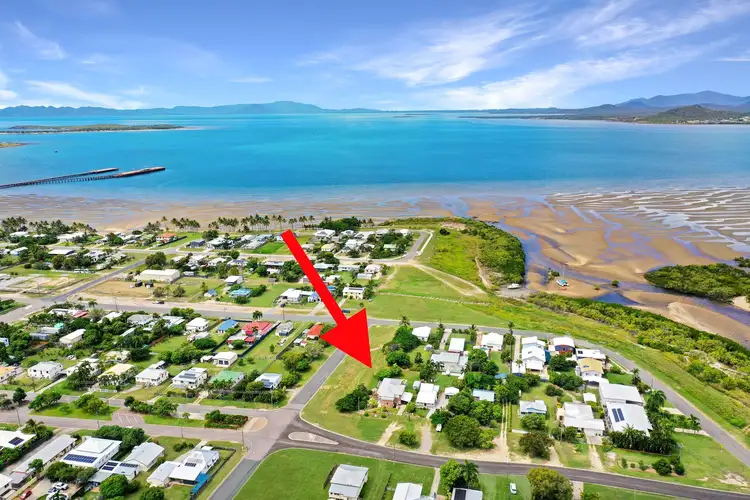 83 George Street, Bowen QLD 4805