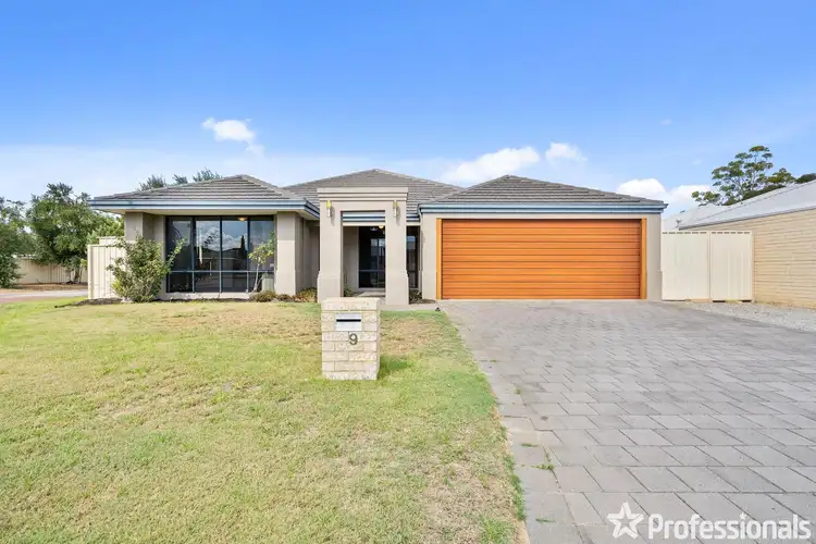 9 Carbine Drive, Wattle Grove WA 6107