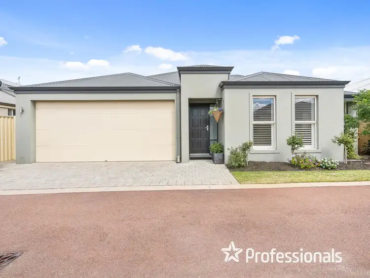 Main view of Homely unit listing, 292D Adelaide Street, High Wycombe WA 6057