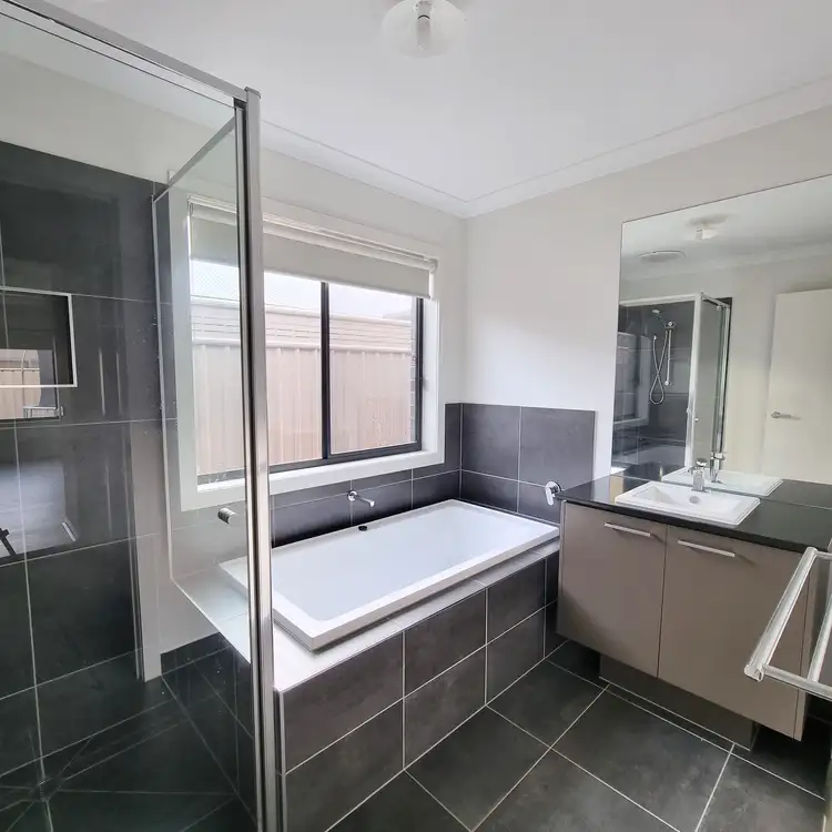 Sixth view of Homely house listing, 6 Yakoa Natya Avenue, Echuca VIC 3564