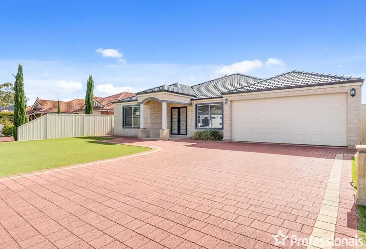 21 Limerick Loop, Wattle Grove WA 6107