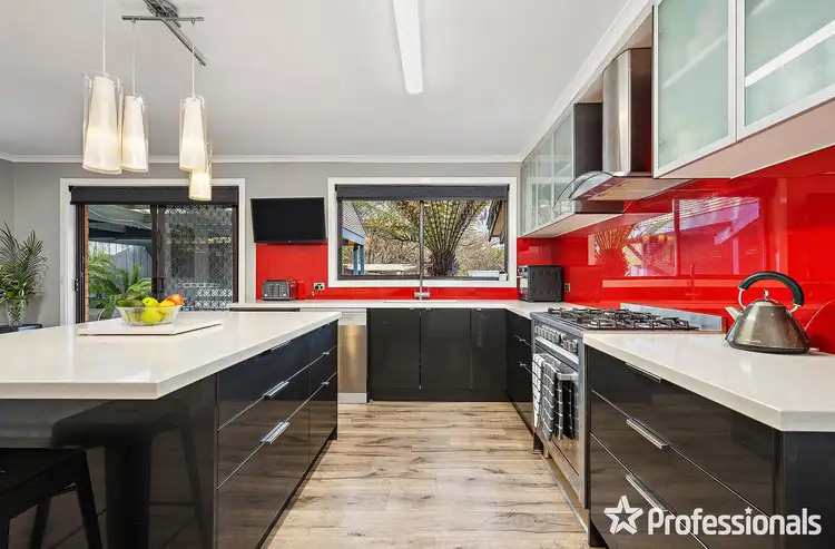 8 Allison Crescent, Lilydale VIC 3140