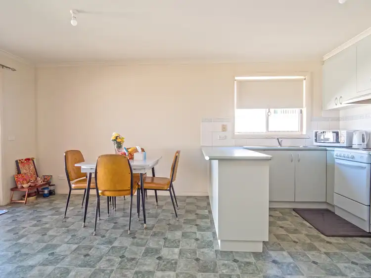 Seventh view of Homely unit listing, 2/150 Swallow Street, Shepparton VIC 3630