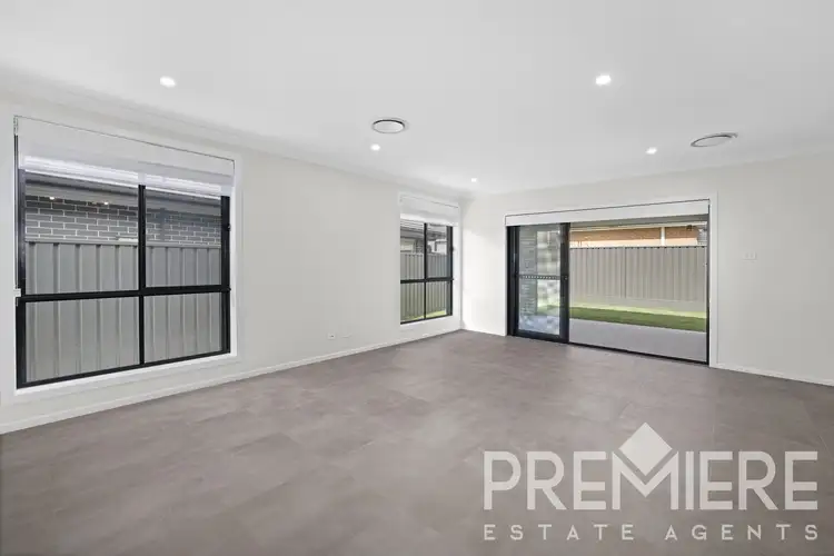 Sixth view of Homely house listing, 7 Ditzell Street, Catherine Field NSW 2557