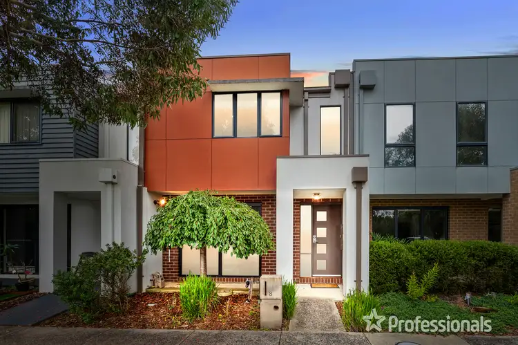 Main view of Homely townhouse listing, 8 Spriggs Drive, Croydon VIC 3136