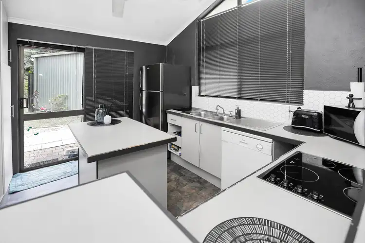 Sixth view of Homely house listing, 4 Nioka Place, Caravonica QLD 4878