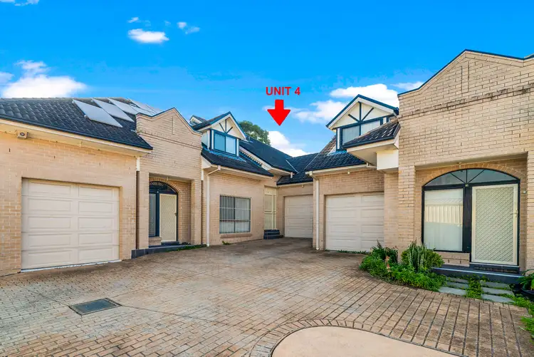 4/70-72 Waterloo Road, Greenacre NSW 2190