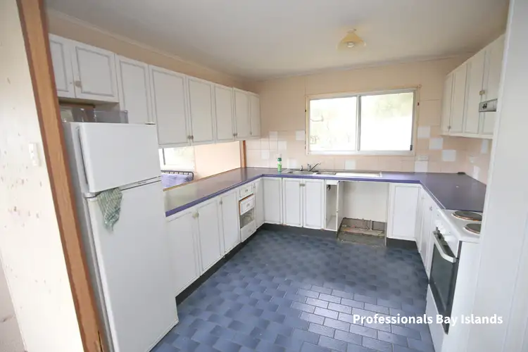 Sixth view of Homely house listing, 33 Koonwarra Parade, Macleay Island QLD 4184