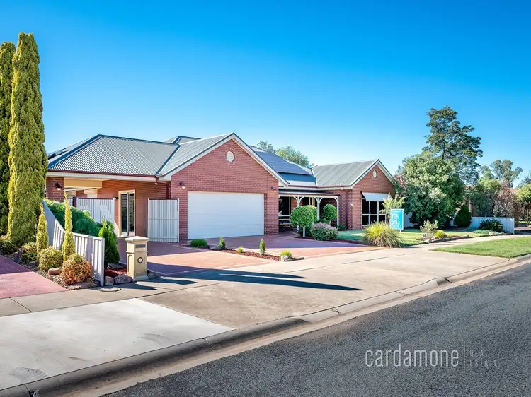 Main view of Homely house listing, 10 Silvan Crescent, Kialla VIC 3631