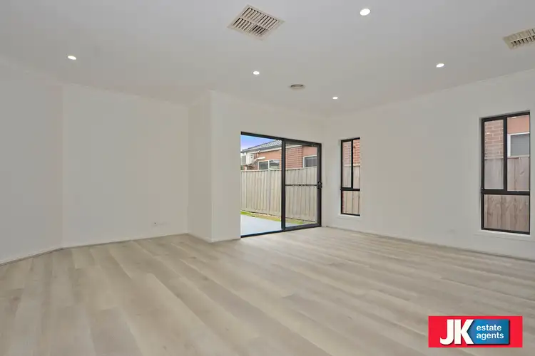Fifth view of Homely house listing, 15 Ceratta Crescent, Tarneit VIC 3029