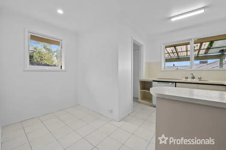 Sixth view of Homely house listing, 1/23 Lawson Road, Mooroolbark VIC 3138