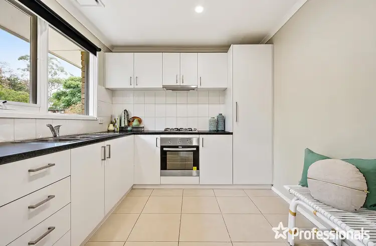 Second view of Homely unit listing, 34 Felix Grove, Mooroolbark VIC 3138