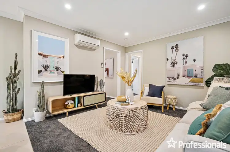 Third view of Homely unit listing, 34 Felix Grove, Mooroolbark VIC 3138