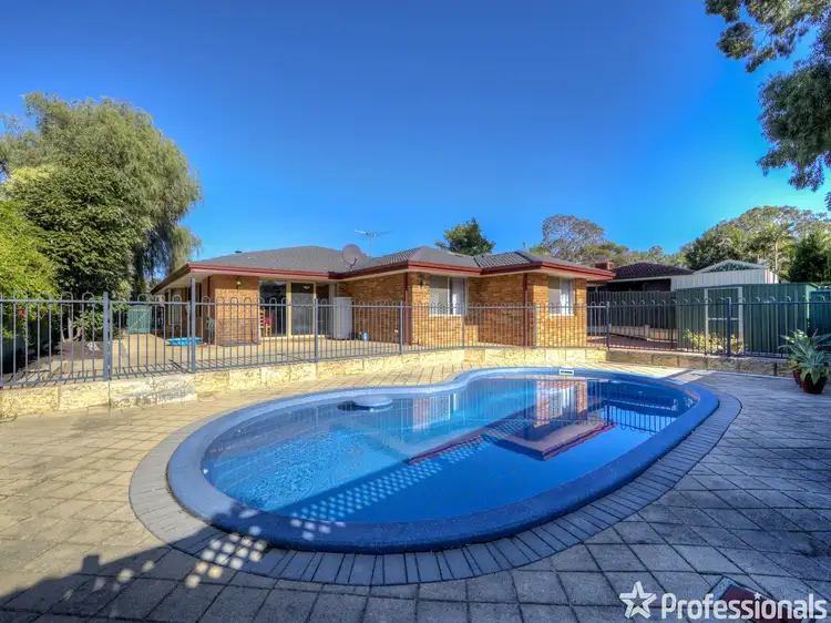 23 Pyrus Way, Forrestfield WA 6058