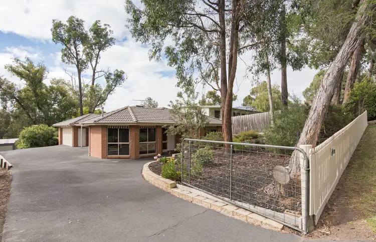 6 Russell Street, Mount Evelyn VIC 3796