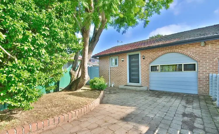 39A Woodland Road